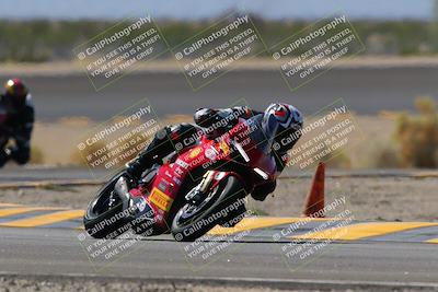 media/Oct-08-2022-SoCal Trackdays (Sat) [[1fc3beec89]]/Turn 14 (1050am)/